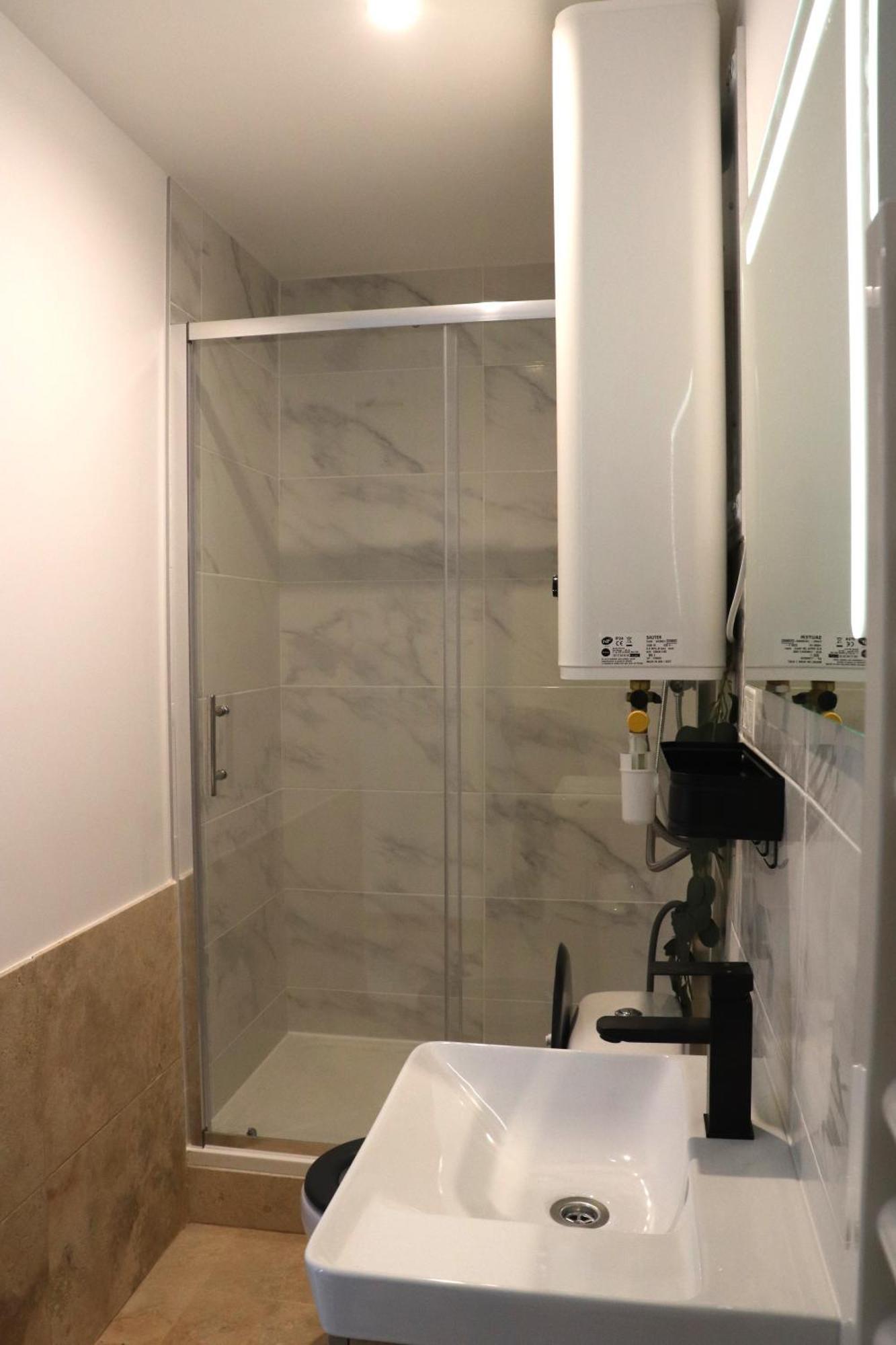 Superbes Appartements Modernes Et Neufs Bagnols-sur-Cèze Eksteriør billede